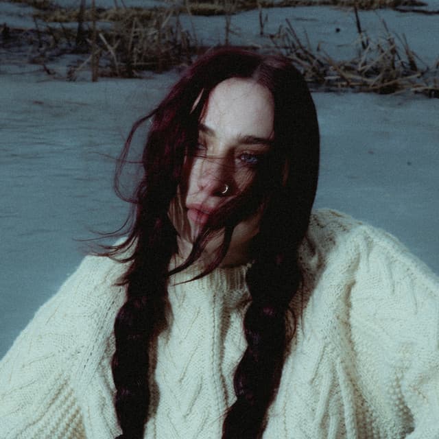 Anna Graves