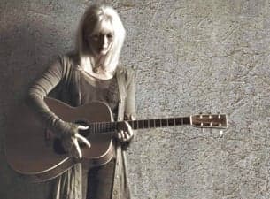 Emmylou Harris
