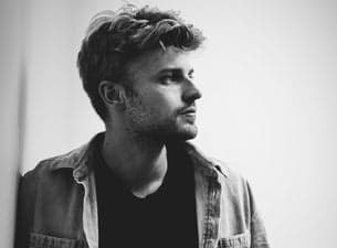Sandro Cavazza