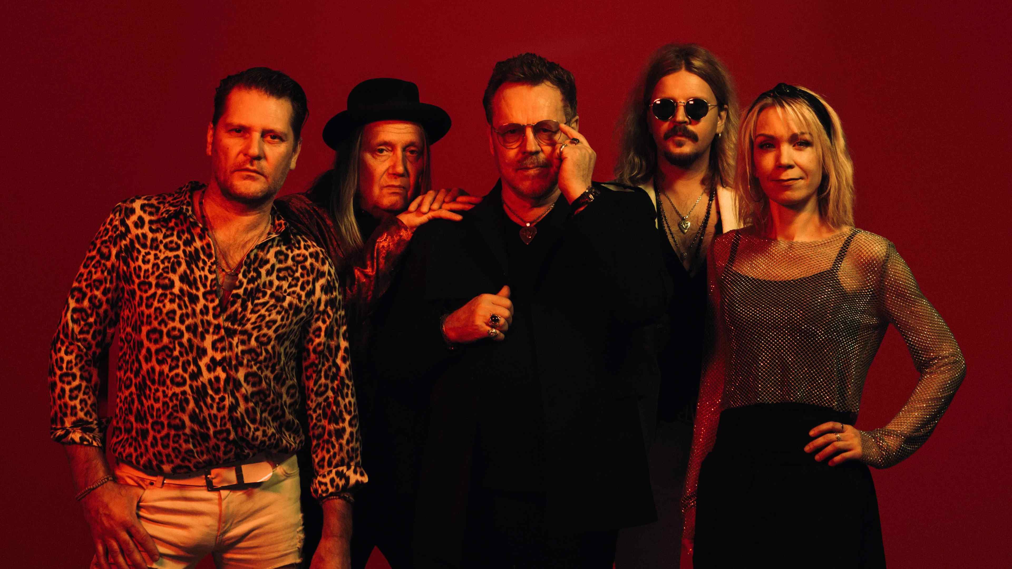 4/9 DINGO | DEBASER STRAND