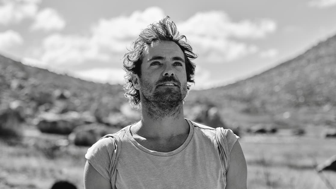 3/10 SEAN KOCH | DEBASER NOVA