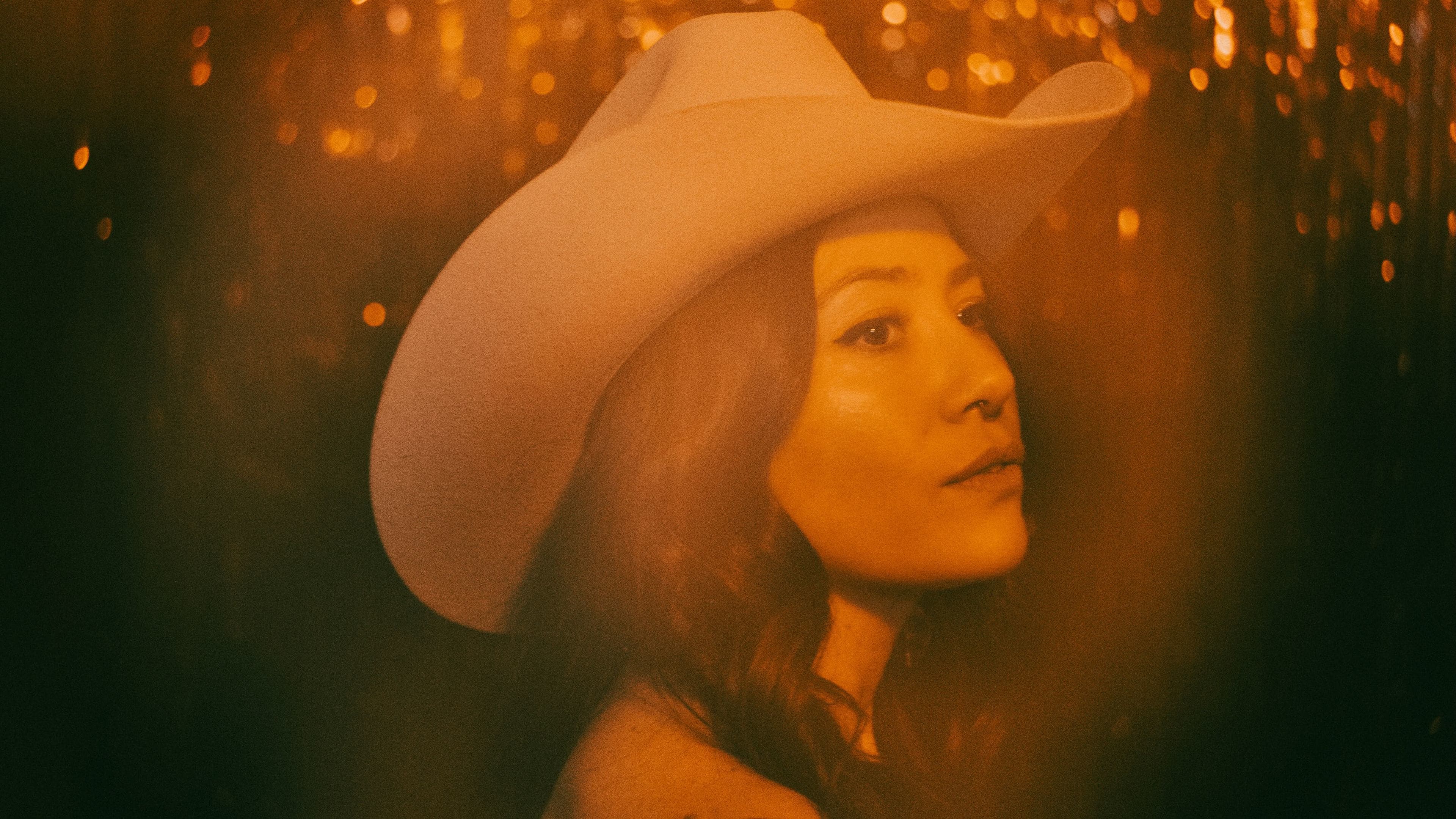 Hannah Juanita & The Hardliners + Support: Folks