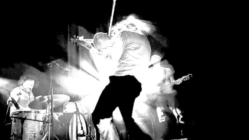 31/10 DIRTY THREE | DEBASER STRAND