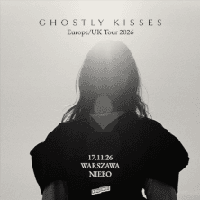 GHOSTLY KISSES