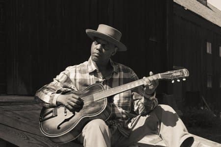 Eric Bibb