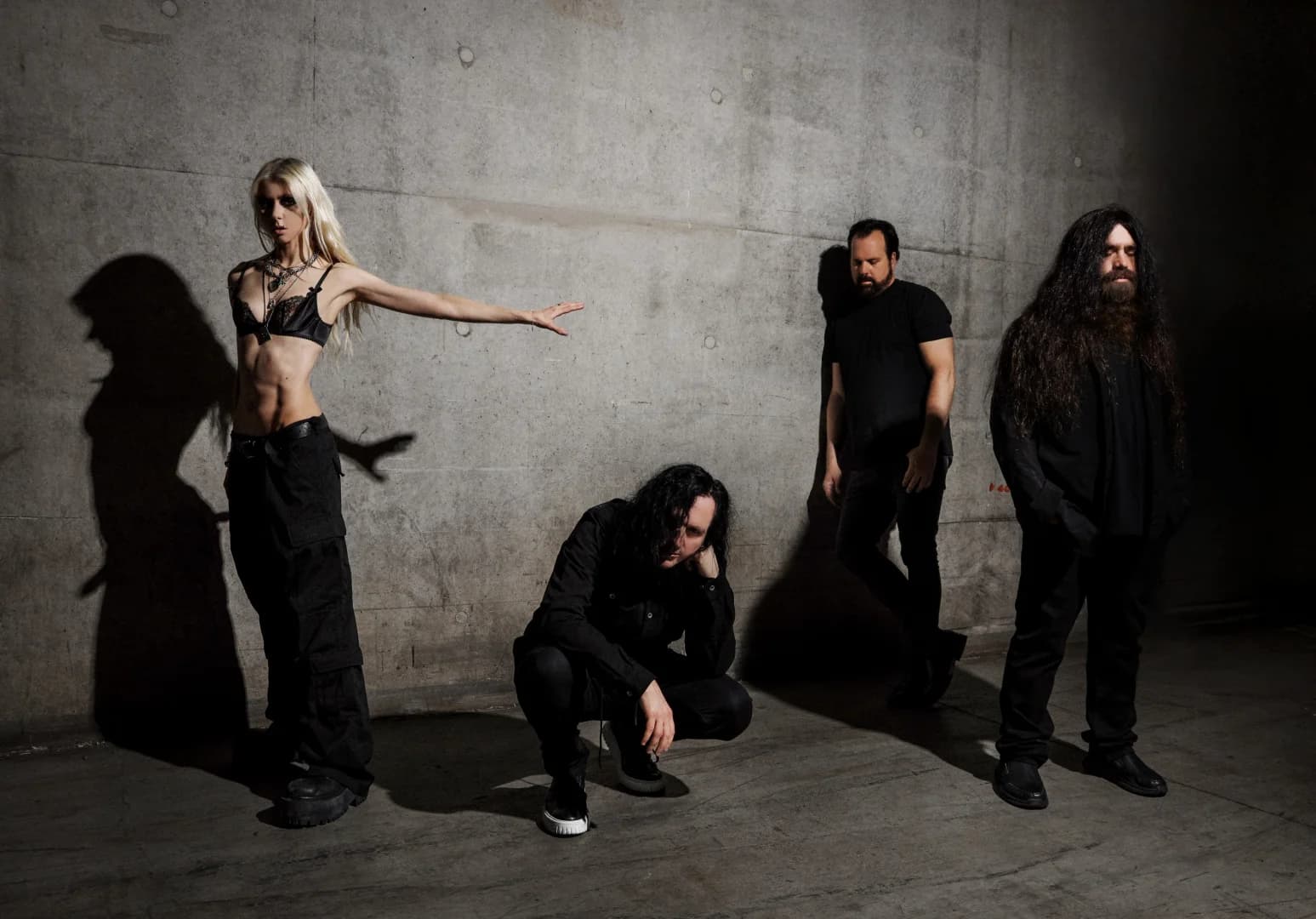 The Pretty Reckless - Dear God Tour