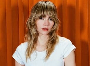 Suki Waterhouse