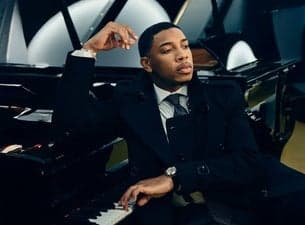 Christian Sands