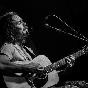 Tony Wright(Terrorvision) Live on The Golden Hinde
